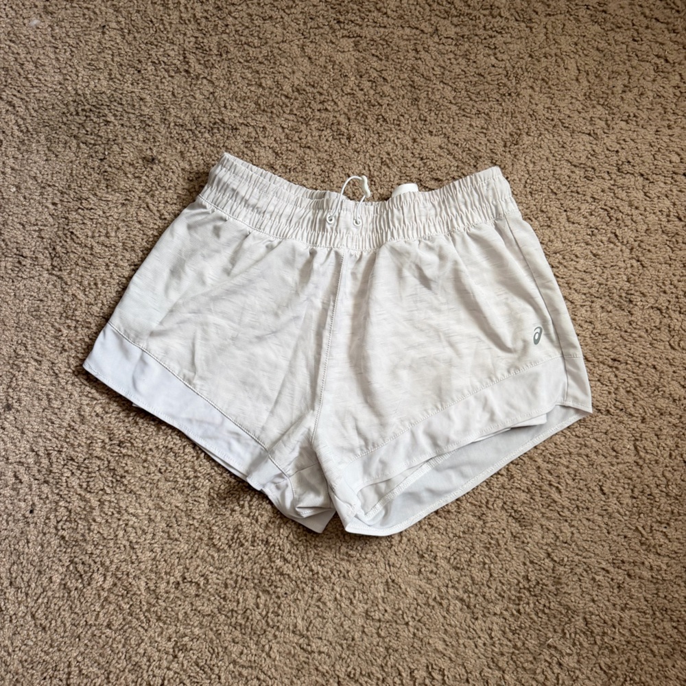 ASICS white/creme/grey running shorts Size M